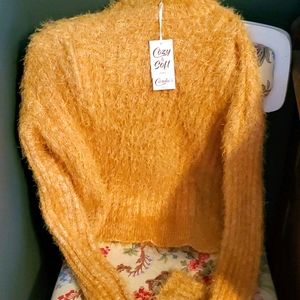 Candie's Cozy and Soft NWT M soft mustard sweater.